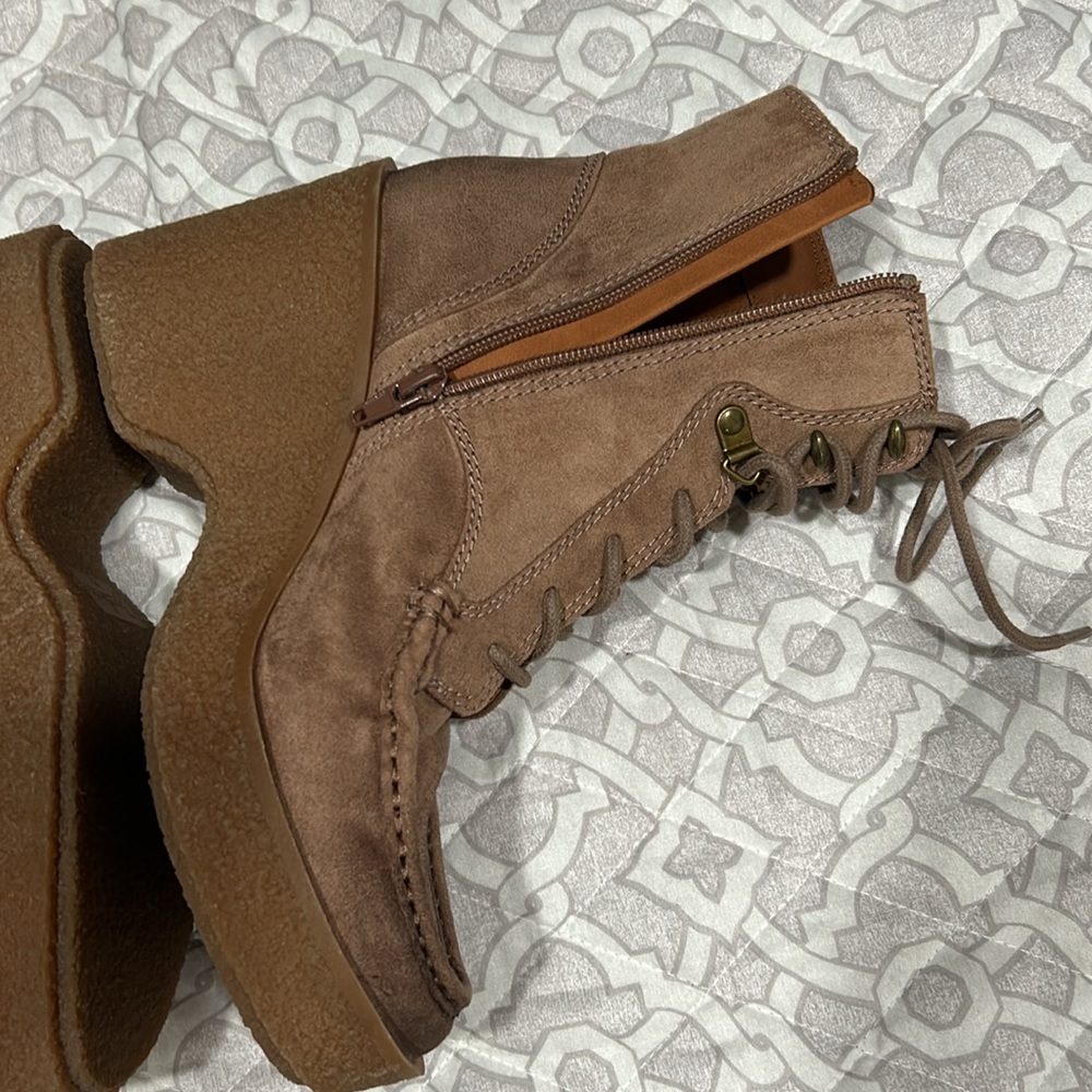 Zodiac- Platform Lace-up Suede Boots - Picture 4 of 10